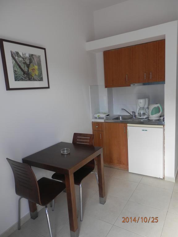 Glaros Hotel Apartment Agia Galini  Room photo